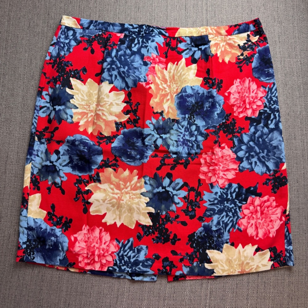 Talbots Woman Red Floral Dahlia Pencil Skirt Size 16W Lyocell Cotton Blend 0536